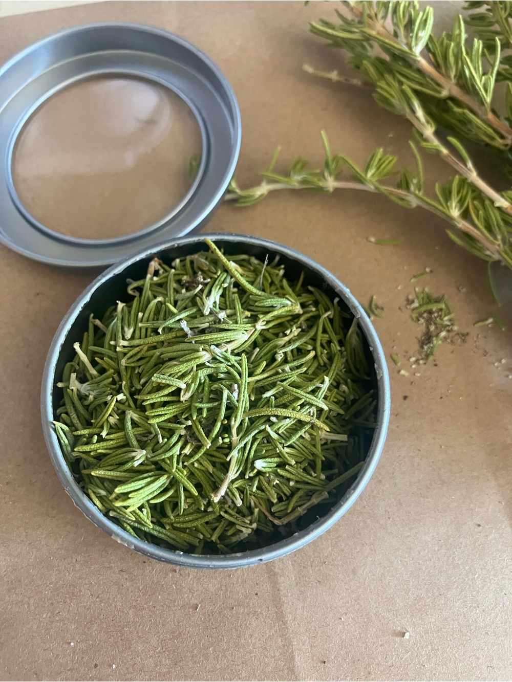 Organic Dried Rosemary Sprigs in 2oz Tin - Fresh Green Herbs
